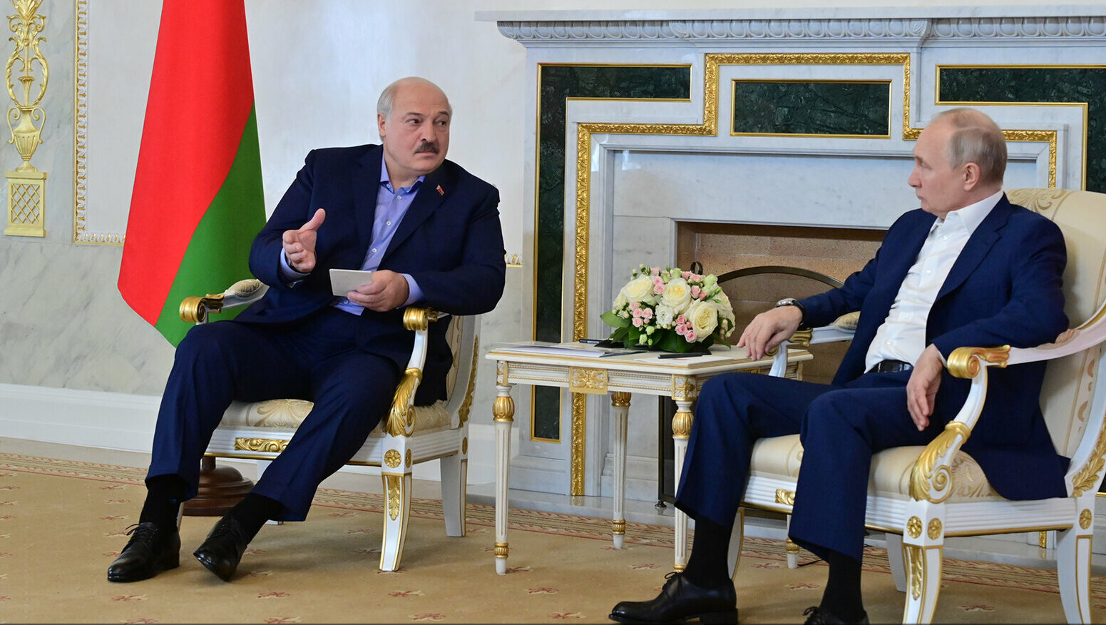 Путин и Лукашенко обсудили мир с Украиной без «навязывания схем» по урегулированию