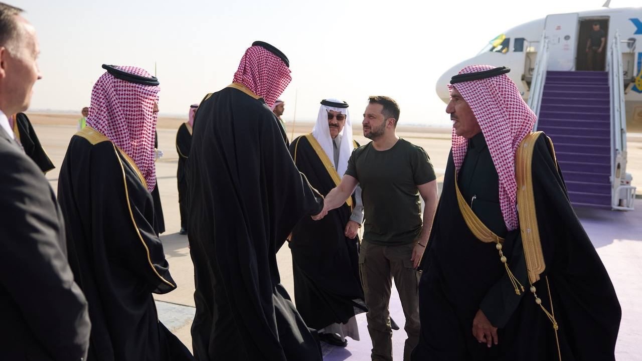 Зеленский прибыл в Саудовскую Аравию с официальным визитом