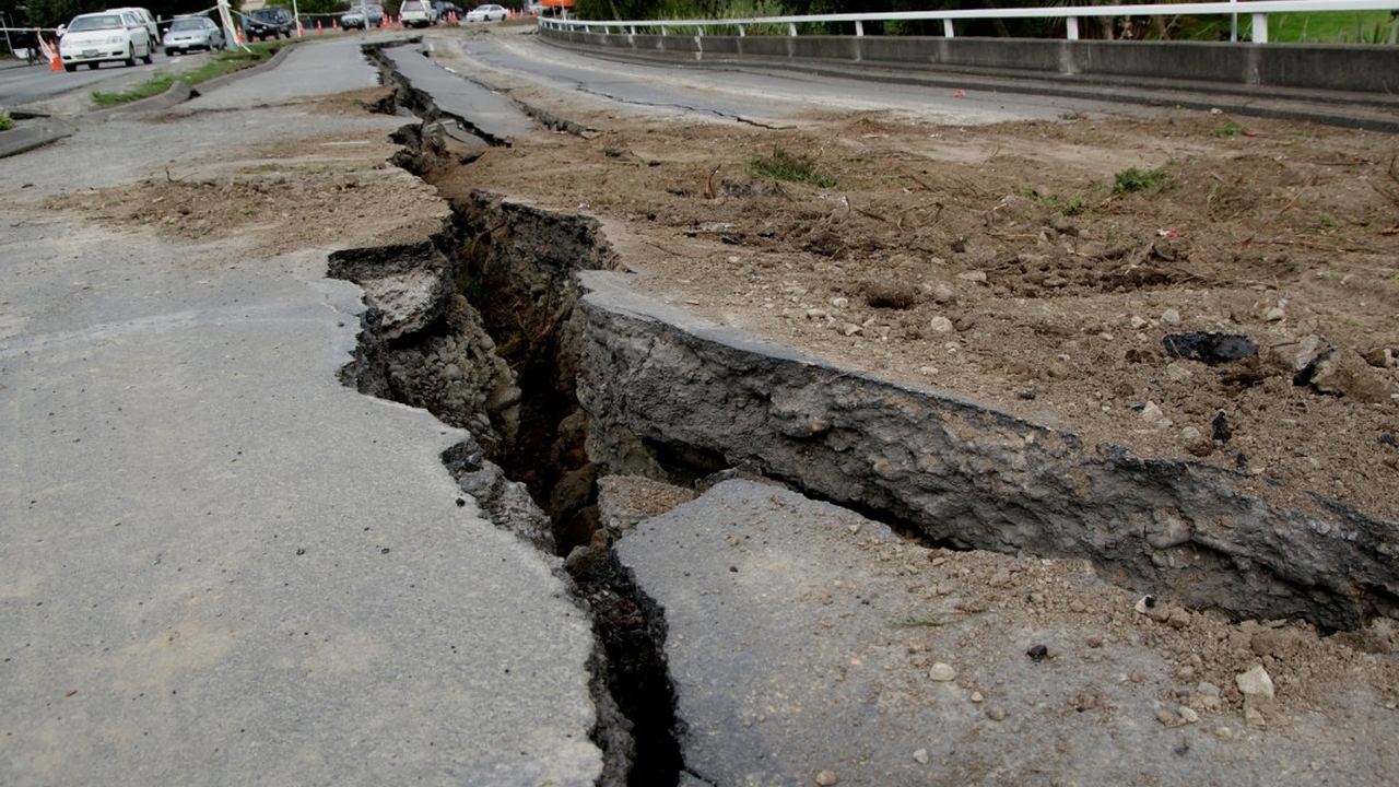 РБК: Эксперты рассказали о сдвиге Аравийской плиты при землетрясении в Турции