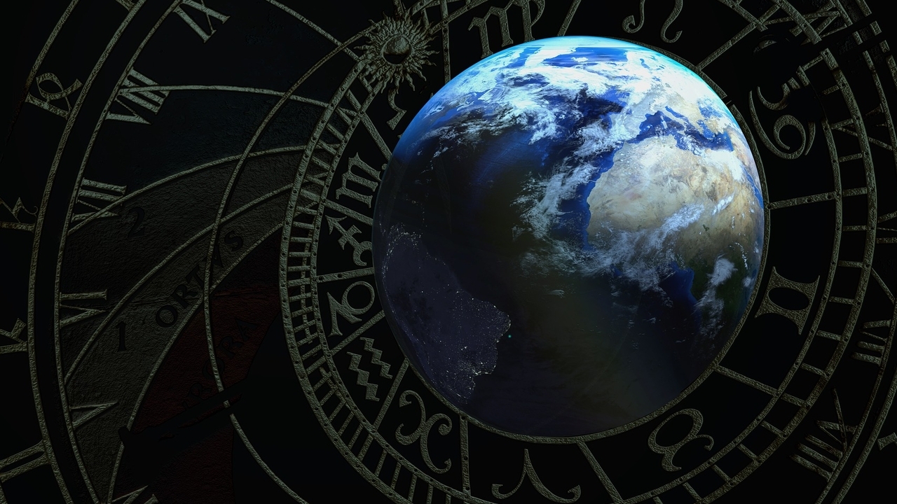 Астролог Глоба рассказала двум знакам зодиака, как избежать черной полосы в жизни