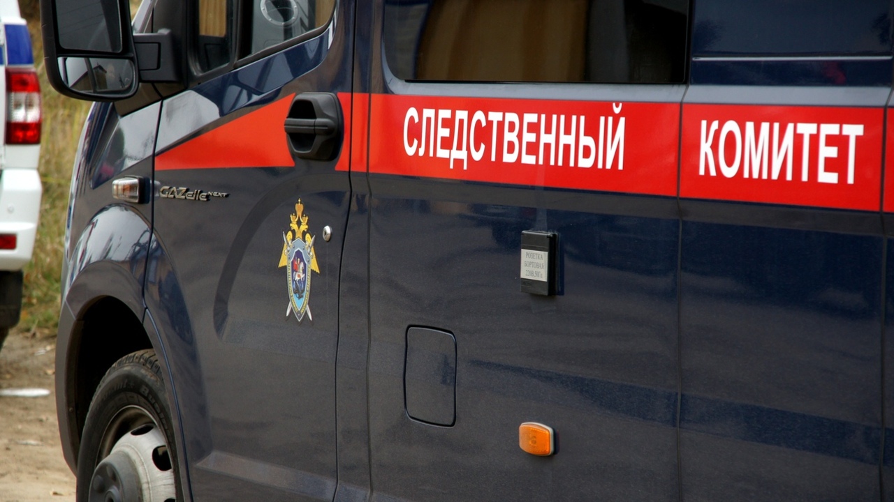 В центре Краснодара застрелили мужчину на автомобиле Lexus