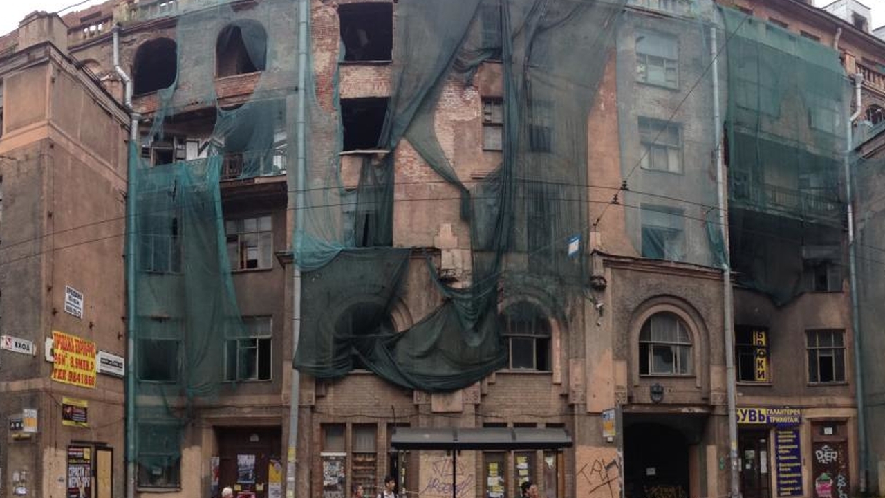 Градозащитники: Дом Басевича все еще можно восстановить