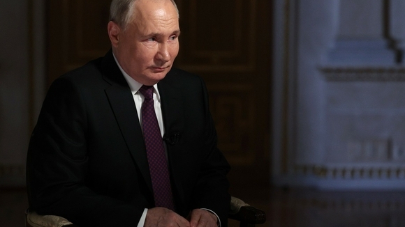 «Будет катастрофа»: Путин заявил, что Россия не бросит своих людей в Донбассе