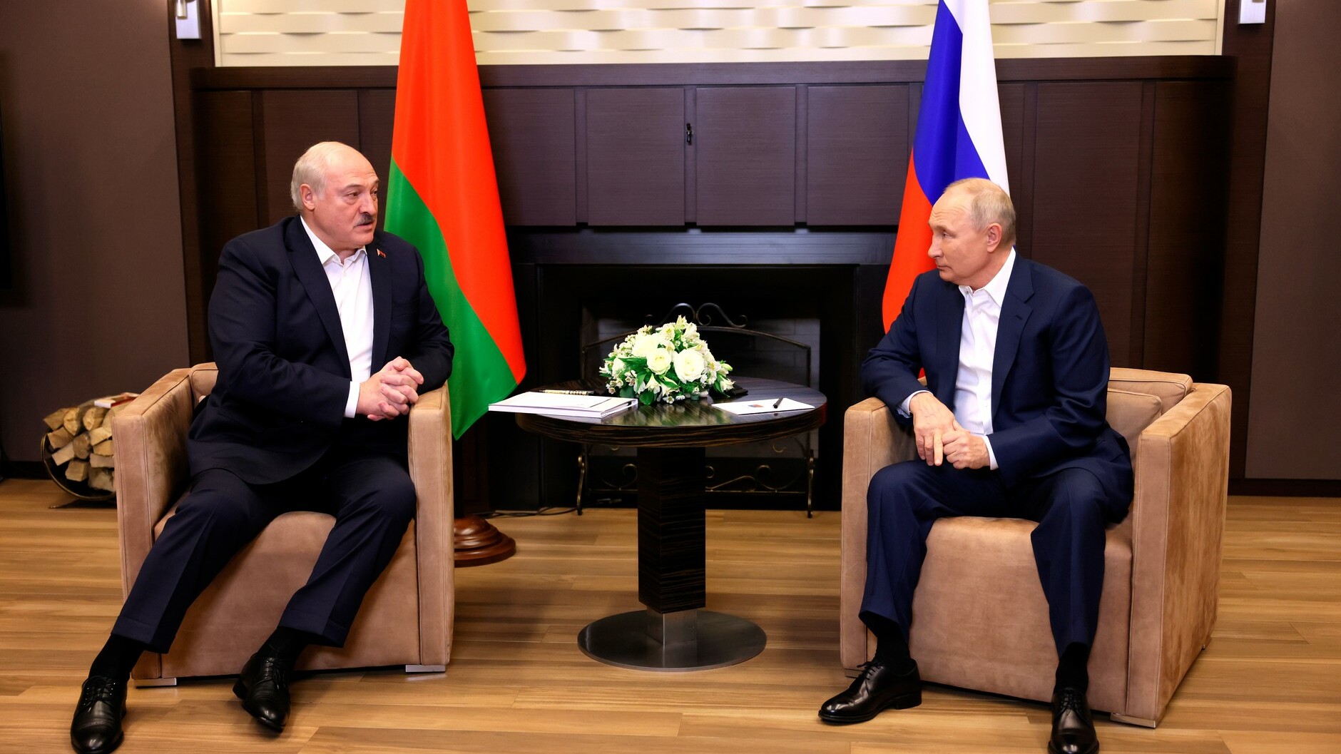 Путин пообщался с Лукашенко после теракта в «Крокусе»