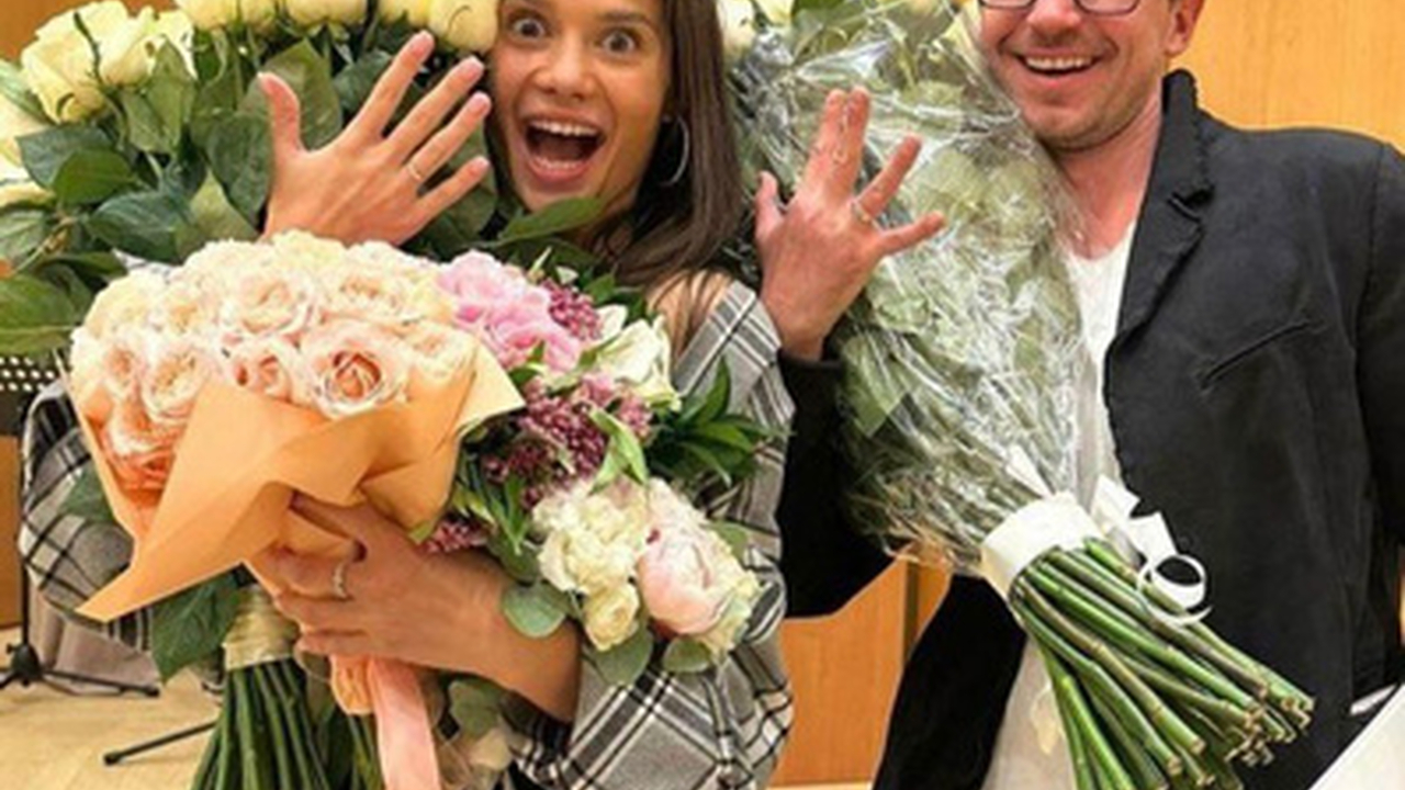 «Очень счастливый» актер Александр Петров рассказал, что на днях женился (фото)