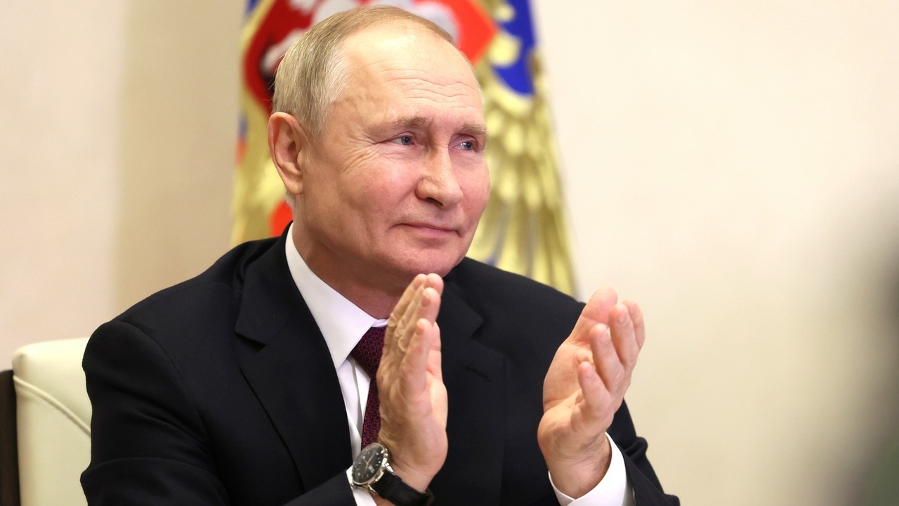 Путин назвал рекордной ожидаемую продолжительность жизни в России