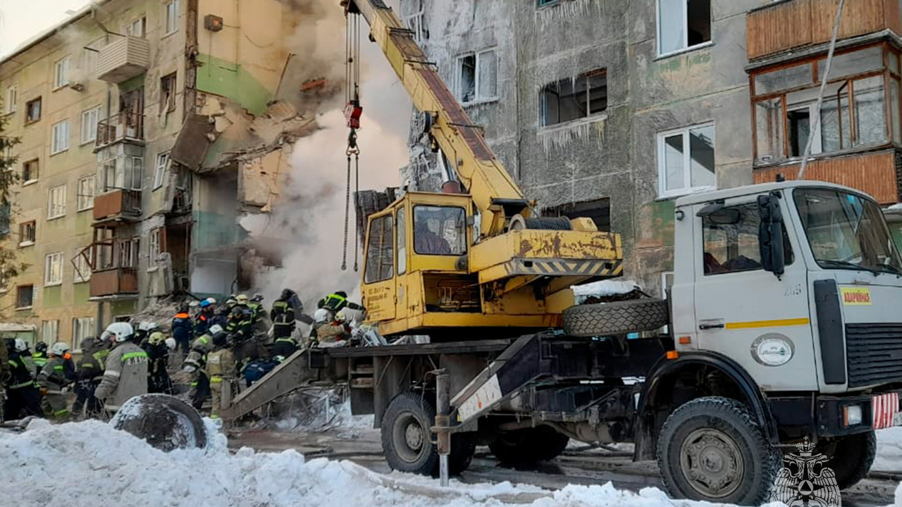 В Новосибирске взорвался газ в пятиэтажке, есть погибшие