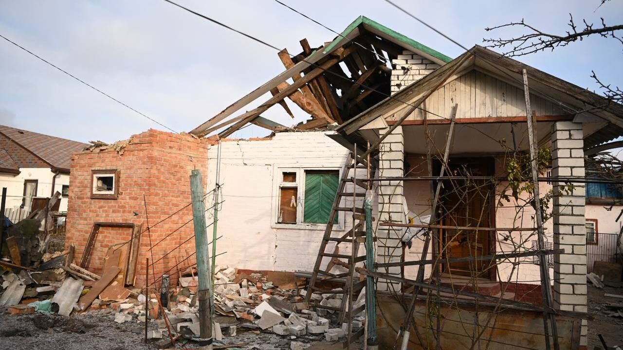 Украинский БПЛА сбросил взрывное устройство на жилой сектор под Белгородом