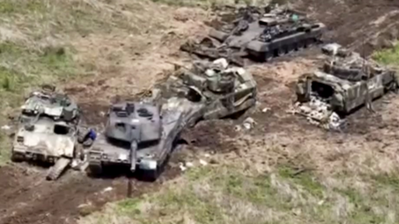 HS: Киев уже потерял половину переданных Финляндией танков Leopard