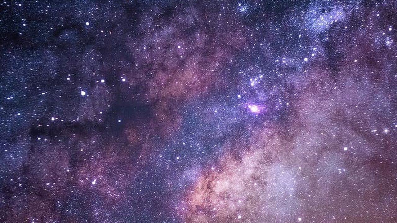Телескоп «Джеймс Уэбб» разглядел галактики, которых не должно существовать