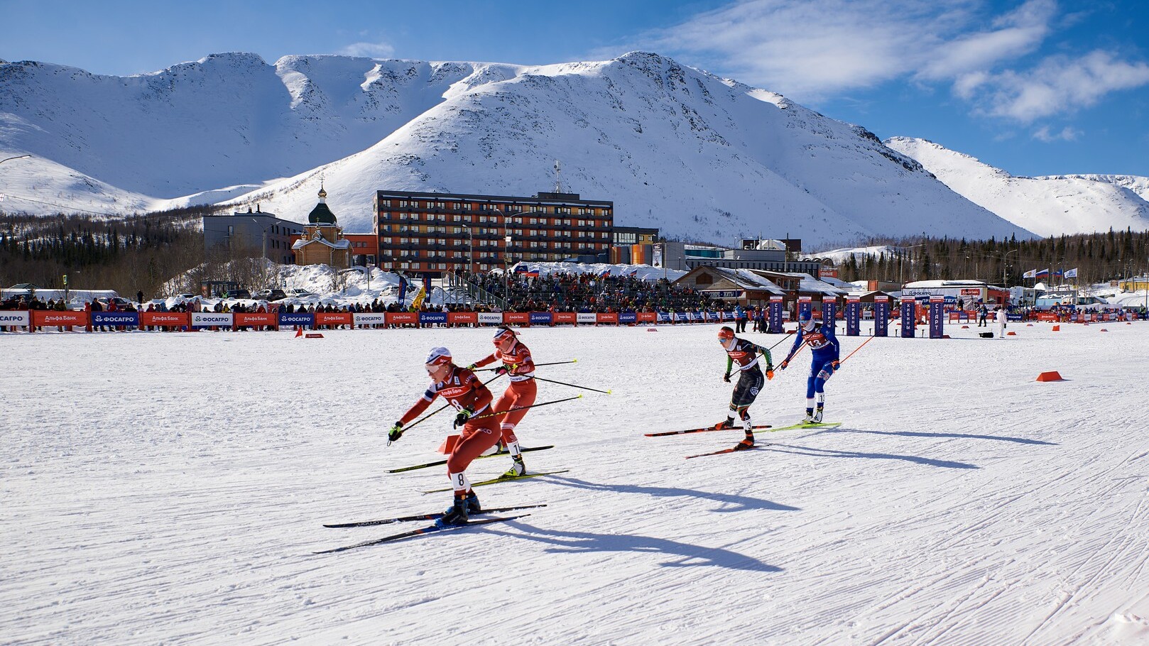 «ФосАгро» и ФЛГР создадут всесезонный центр лыжного спорта в Хибинах