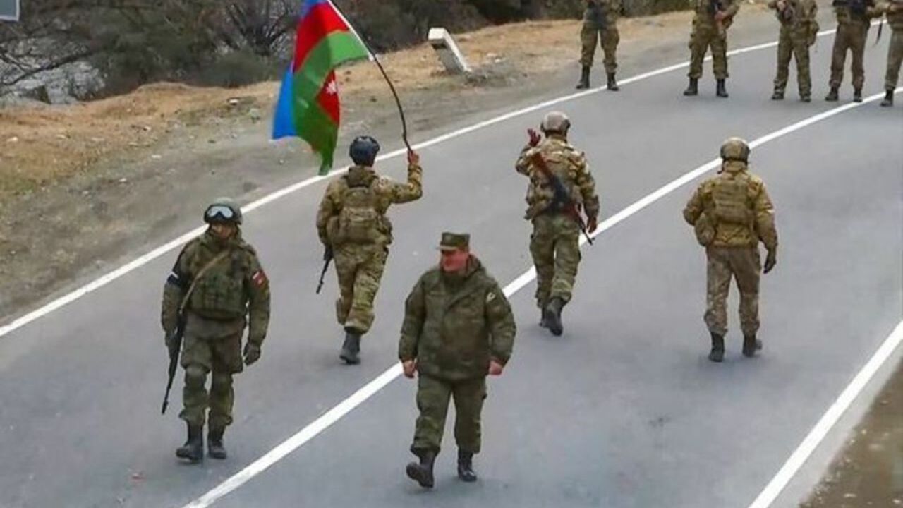 Азербайджан установил КПП на въезде в Лачинский коридор
