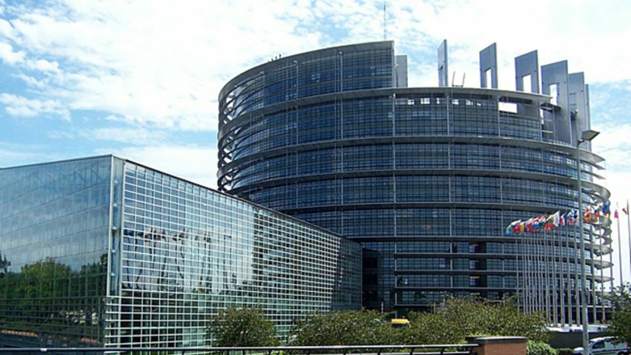 Европарламент призвал отказаться от импорта урана из России