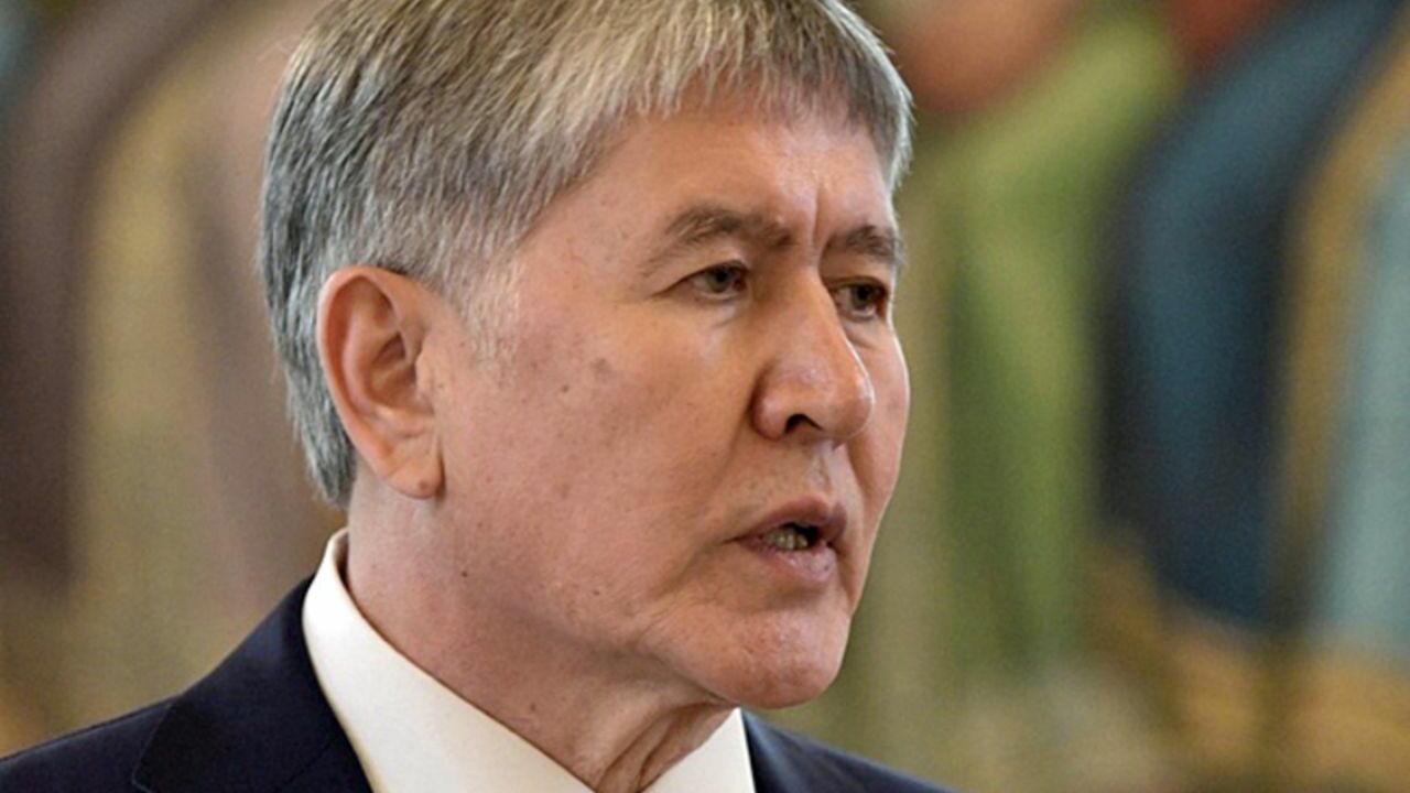 Экс-президент Киргизии Атамбаев уехал из страны для лечения