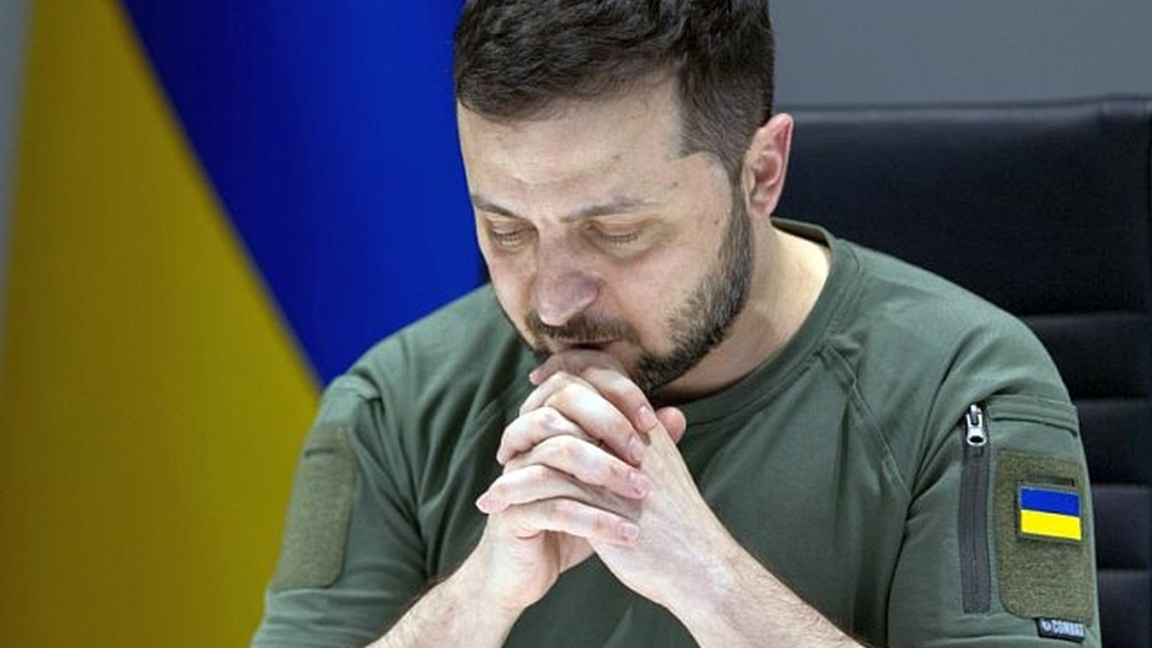 Зеленский уволил глав четырех районов Киева из-за плохого состояния бомбоубежищ