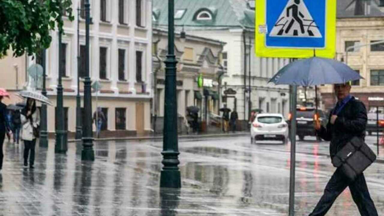 В Москве плюс двадцать один и кратковременный дождь
