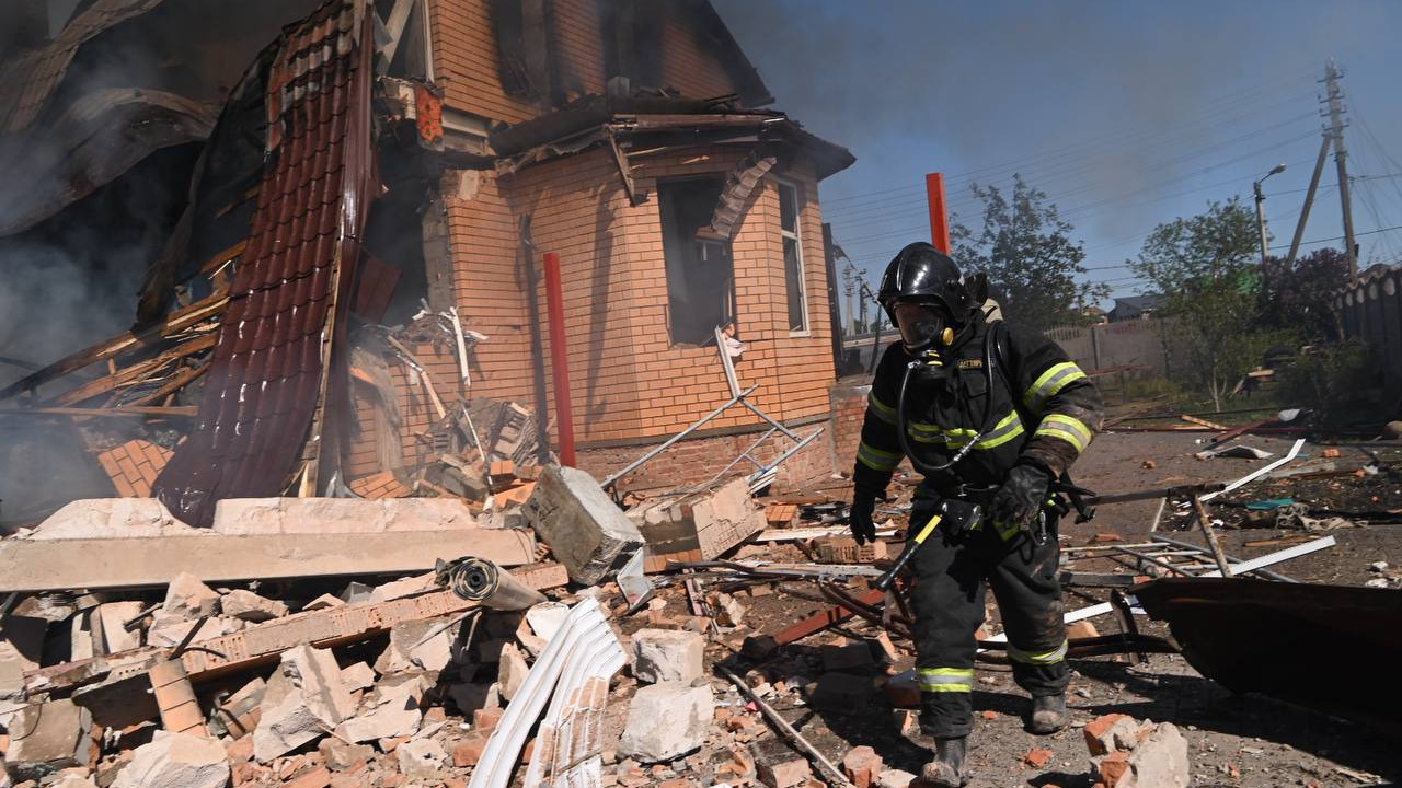 В Белгороде прогремел взрыв: пять человек пострадали