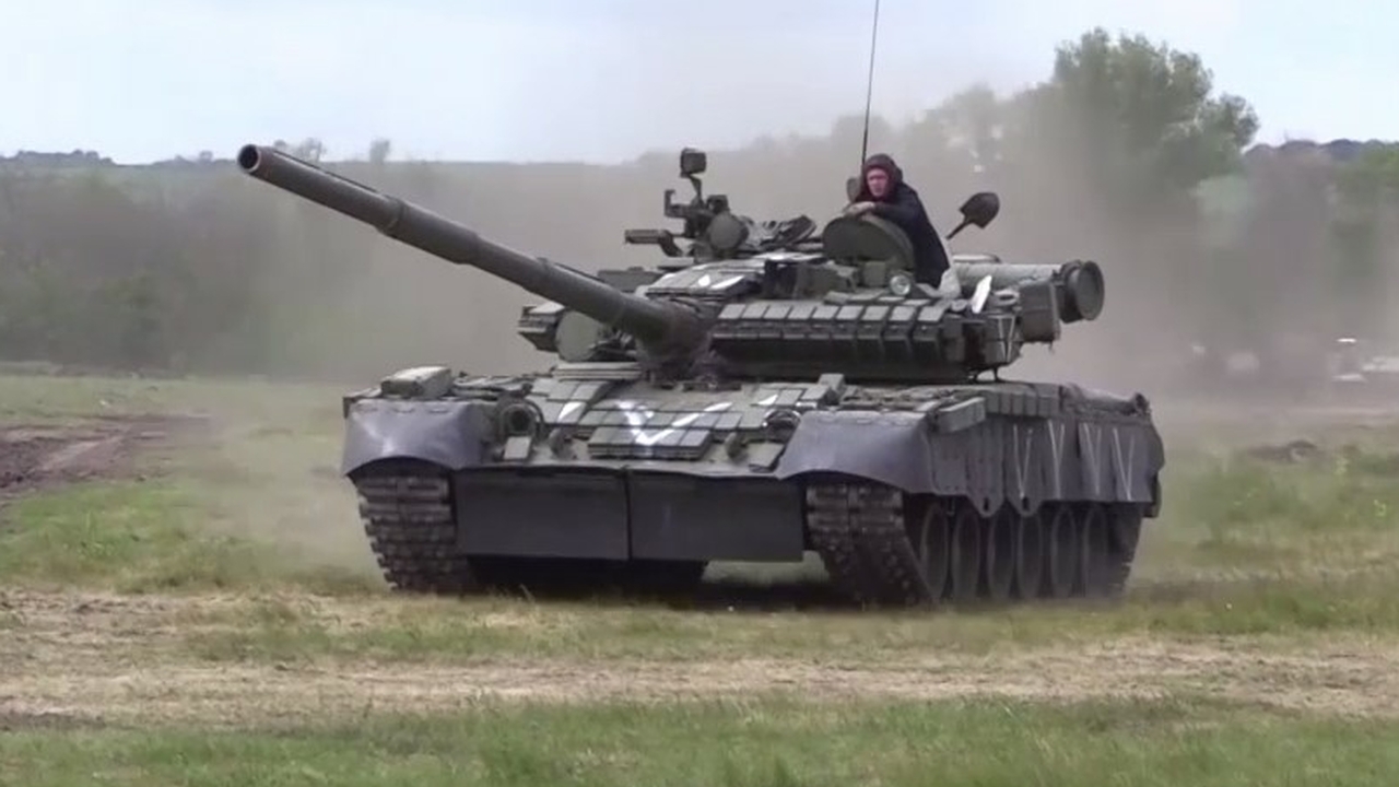 Минобороны Белоруссии сообщило о прибытии в страну общевойсковых и танковых соединений ВС РФ