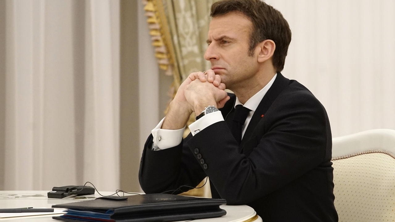 Макрон заявил, что Франция против «разгрома» России