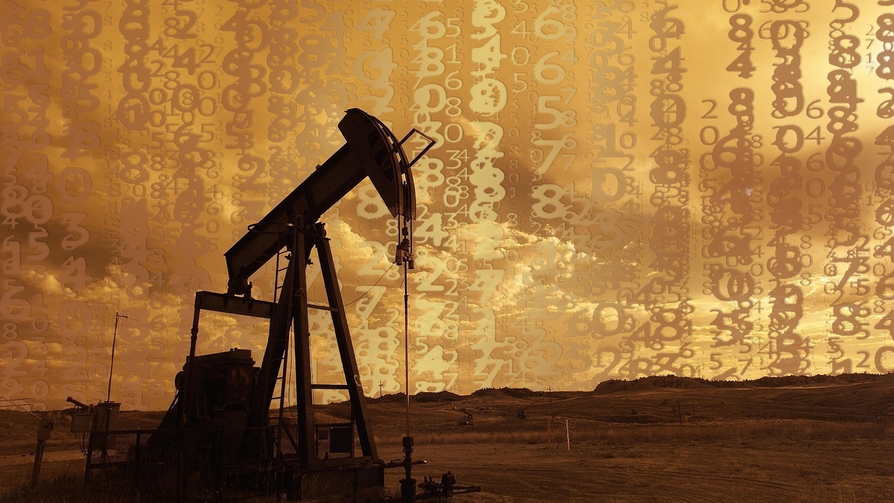 Цена на нефть Brent поднялась выше $83 за баррель