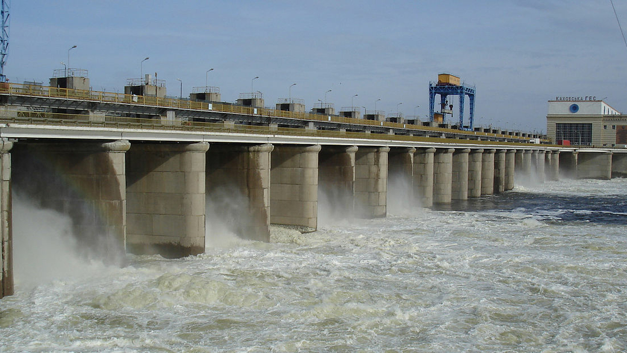 Следственный комитет счел разрушение плотины Каховской ГЭС терактом