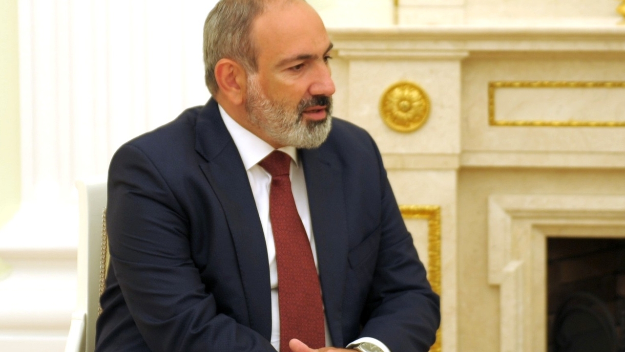 Посла РФ вызвали в МИД Армении из-за телепрограммы про Пашиняна