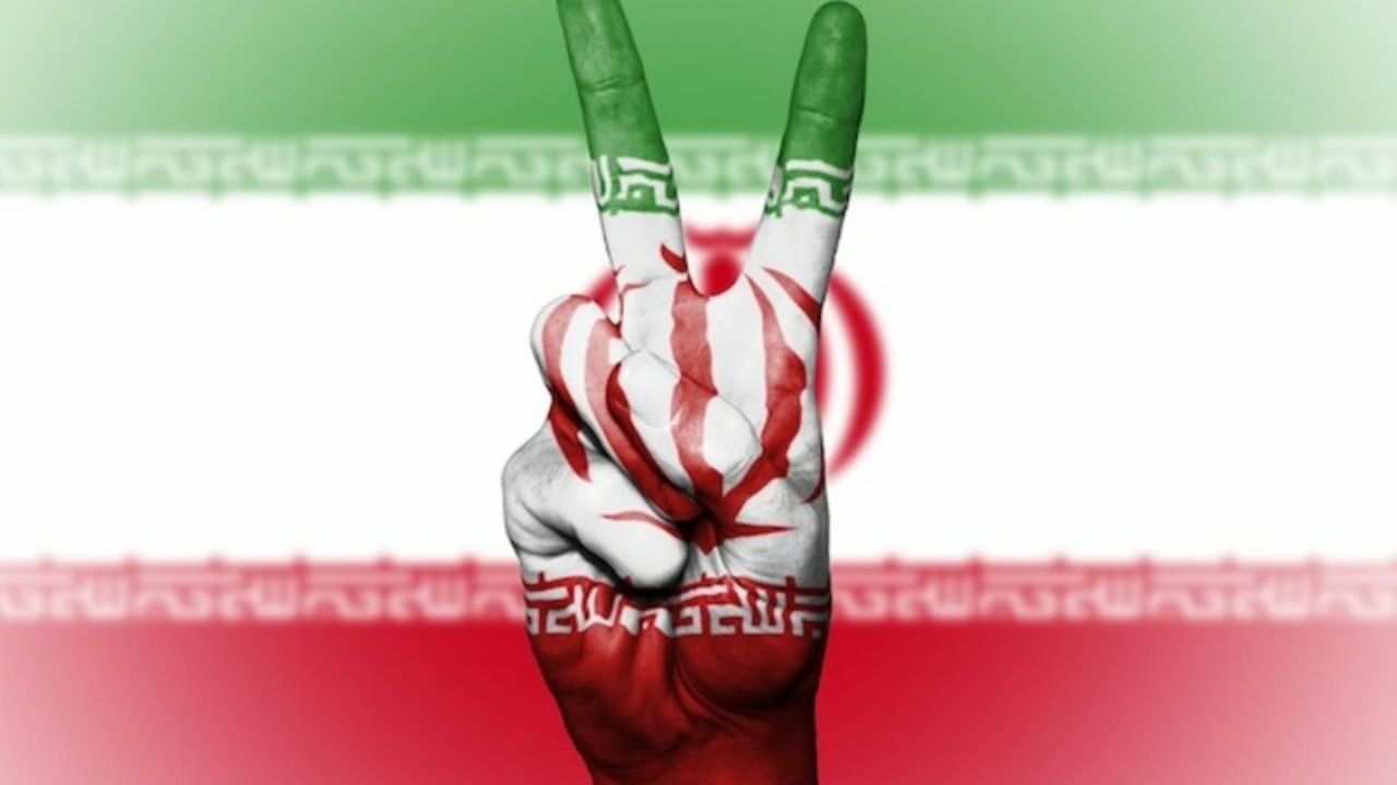МИД Ирана сообщил о переговорах с США об отмене санкций против Тегерана