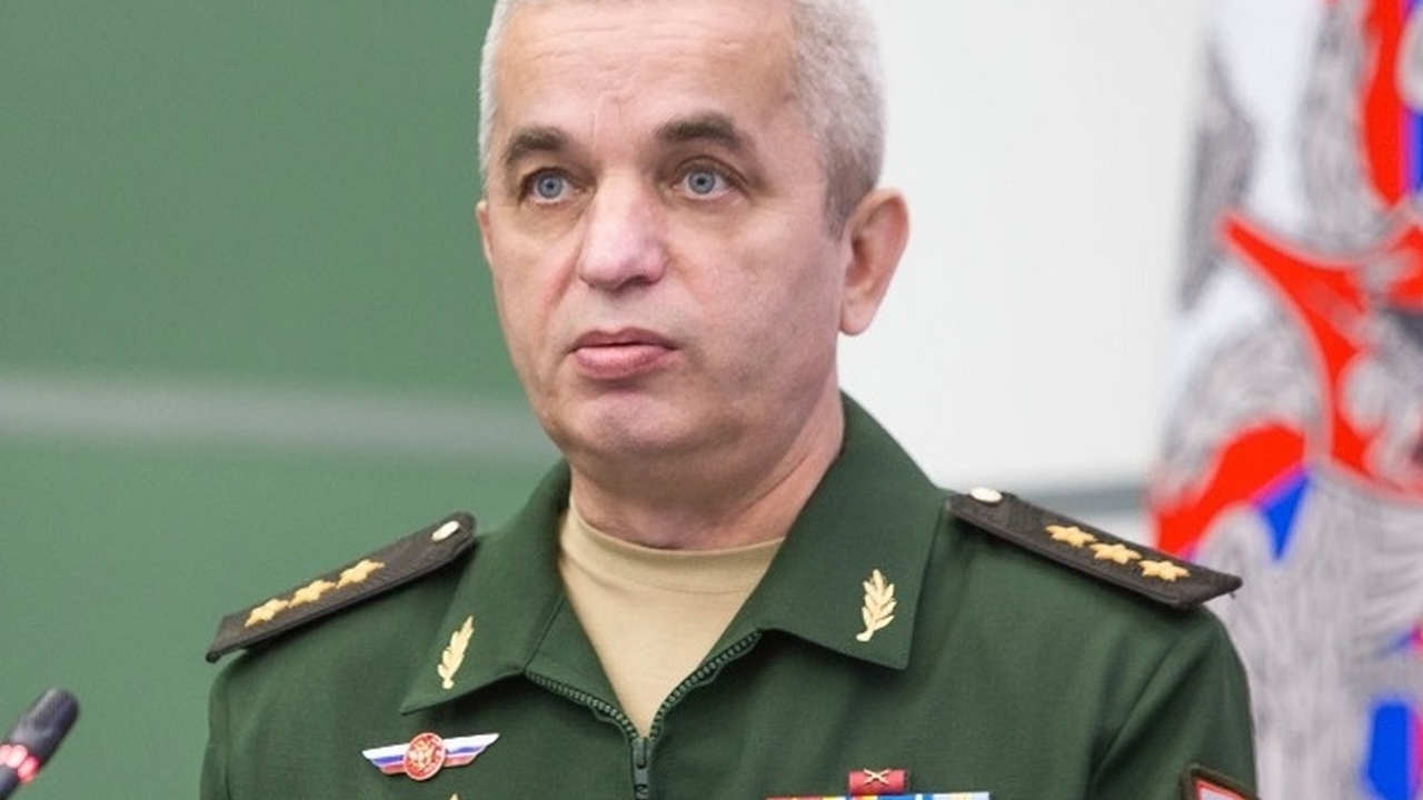 Песков отказался комментировать публикации об отставке замглавы Минобороны Мизинцева