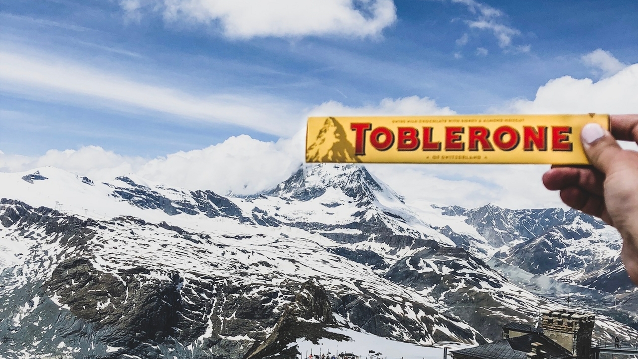 Производители шоколада Toblerone уберут с упаковки изображение швейцарской горы Маттерхорн