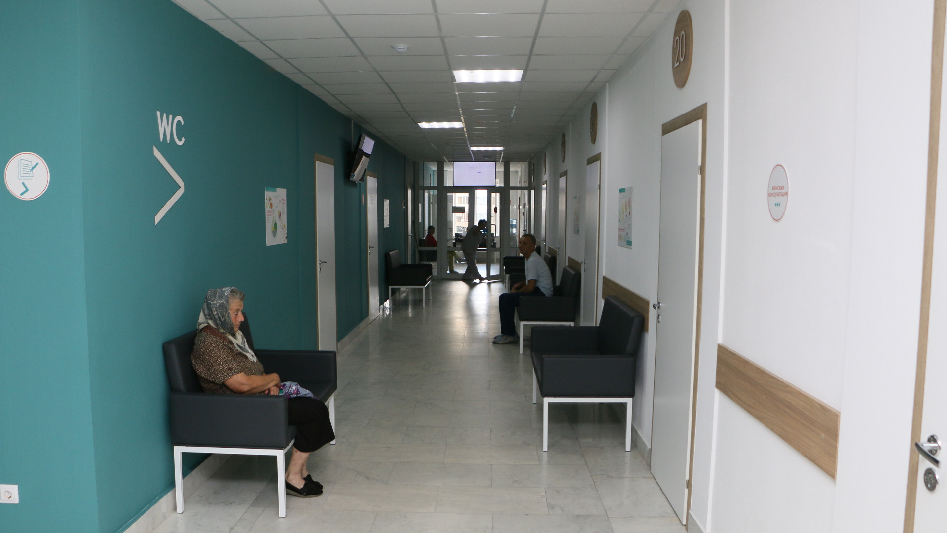 Минздрав: Временем ожидания в очереди за медпомощью довольны лишь 35% россиян