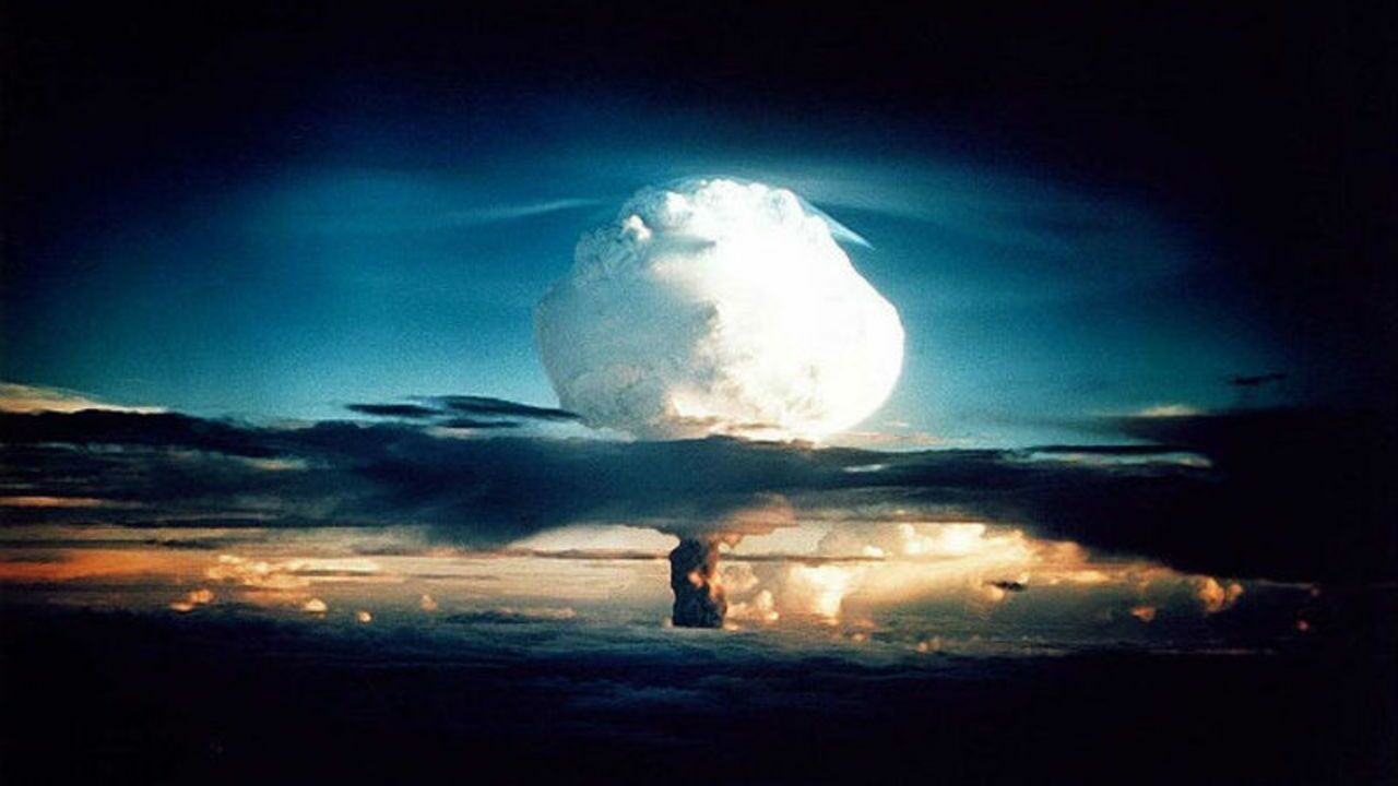 Взрыв водородной бомбы