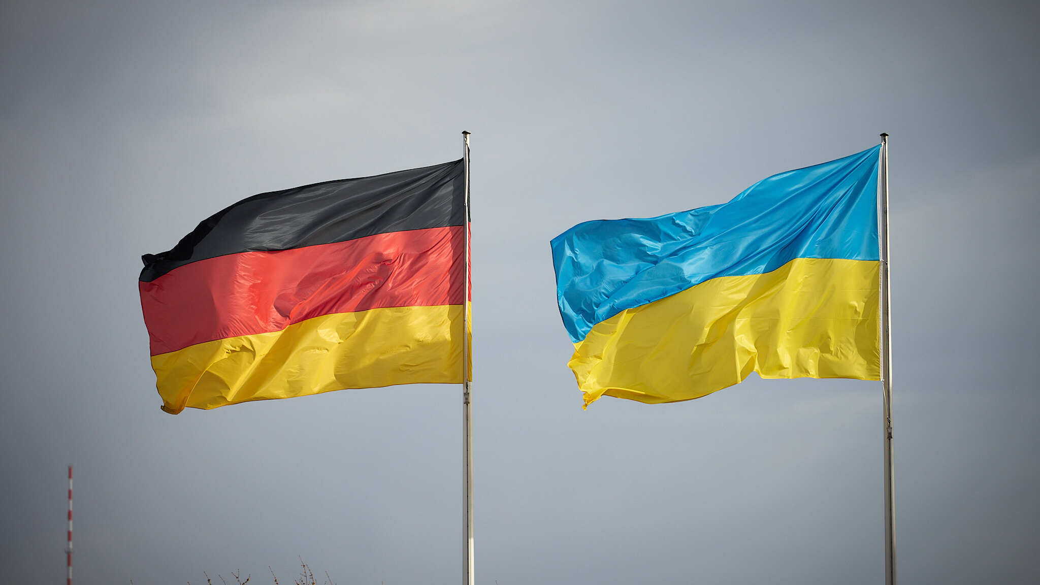 Глава МВД Германии призвала ограничить приток беженцев из Украины