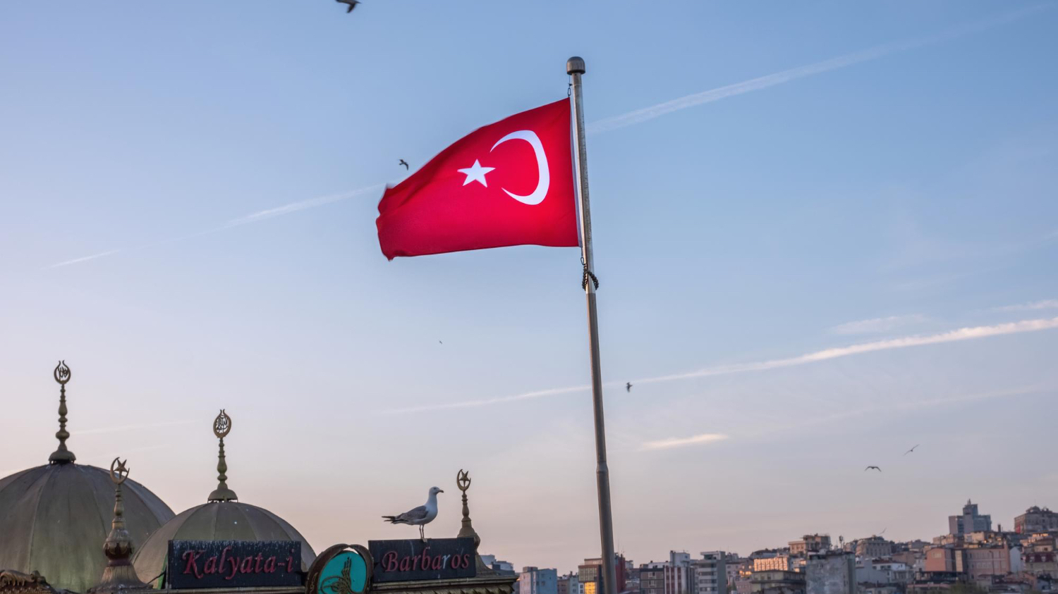 В Турции «угроза путча»: Эрдоган созвал экстренное заседание