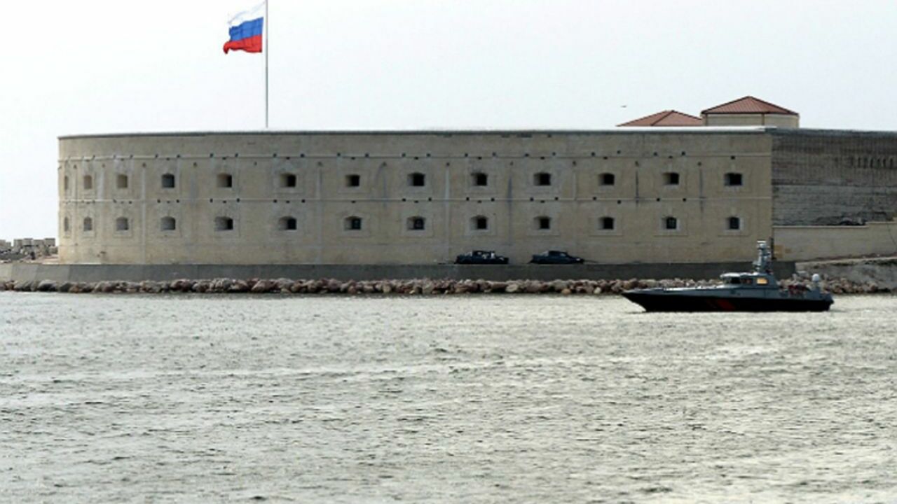 Часть акватории Азовского моря передана военным в Крыму