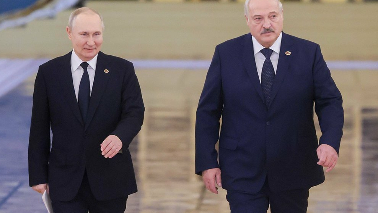 Лукашенко рассказал Путину о «напрягающих» его вагнеровцах