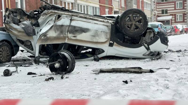 Ранены люди, повреждены многоэтажки, авто: как выглядит Белгород после обстрела