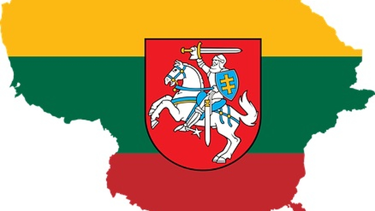 Власти Литвы решили ужесточить порядок грузового транзита товаров через РФ и Белоруссию