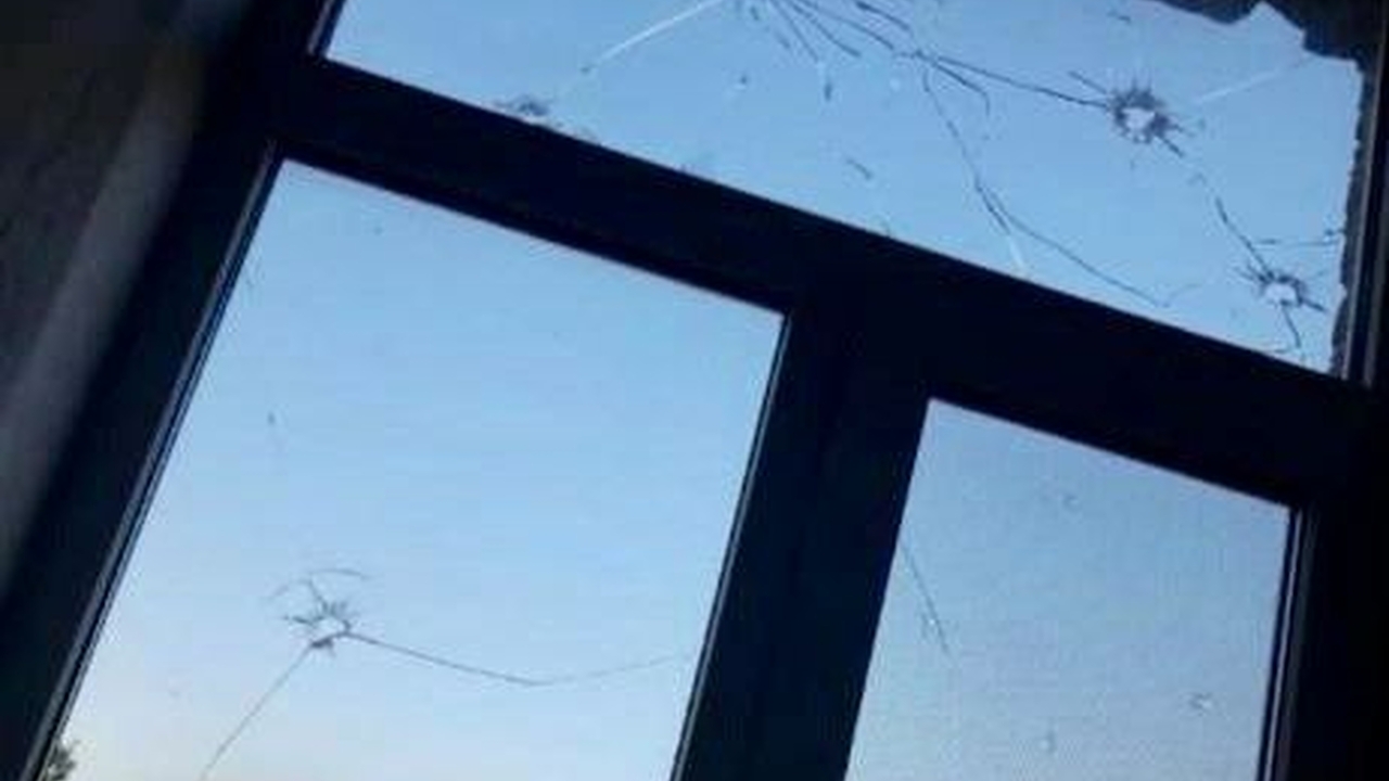 Обстрелу подверглись села в Курской области: повреждены десятки домов