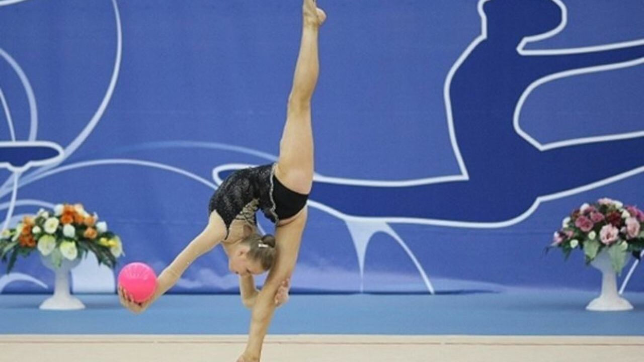 Федерация гимнастики продлила отстранение россиян и белорусов от соревнований