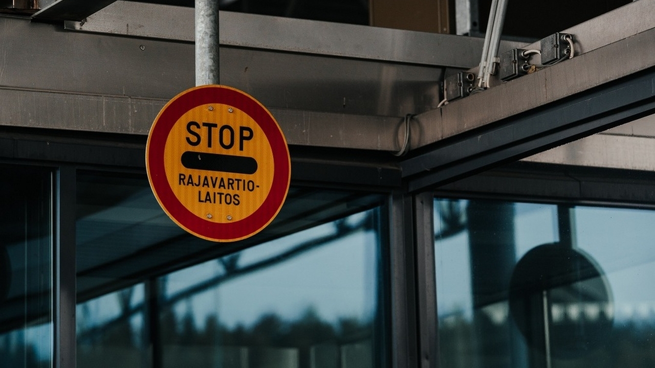 В Финляндии на закрытой с РФ границе задержали 18 нелегалов
