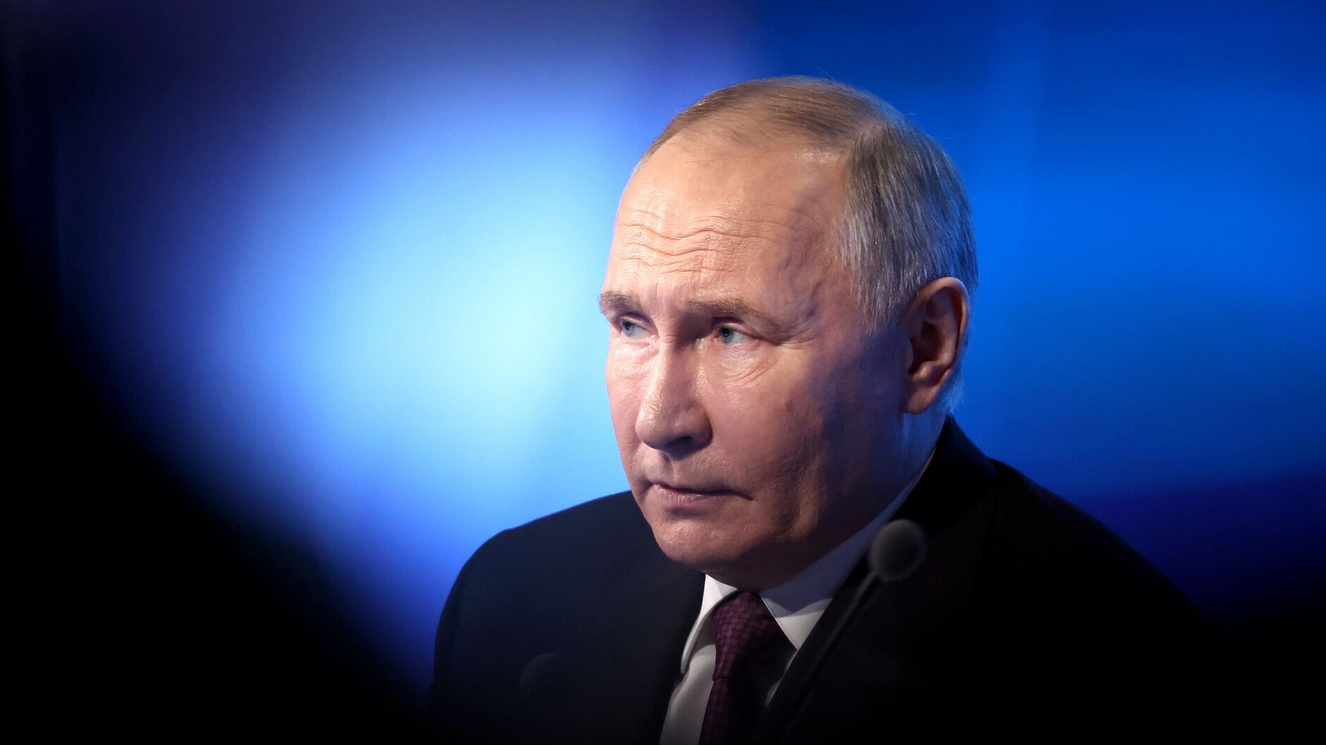 Путин: Россия хочет урегулировать конфликт на Украине мирно и открыта к диалогу