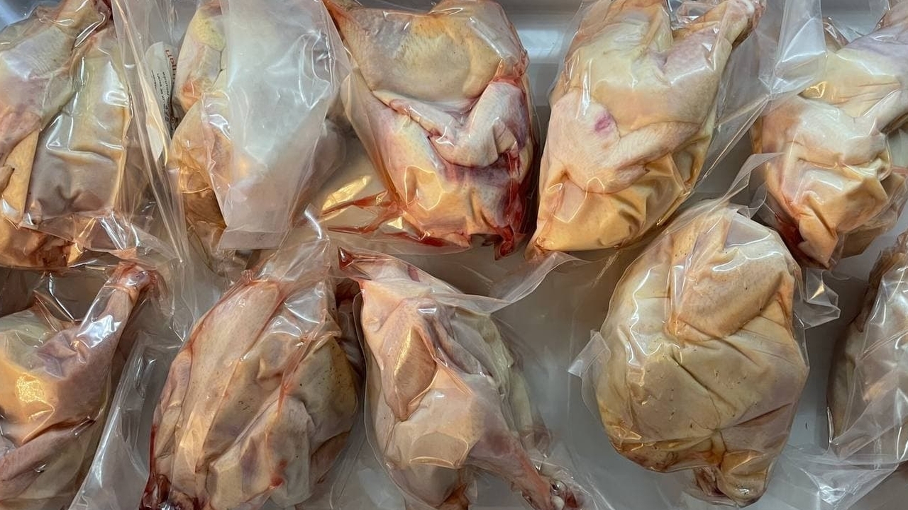 Белоруссия ограничила вывоз из страны мяса птицы во все страны, кроме Китая