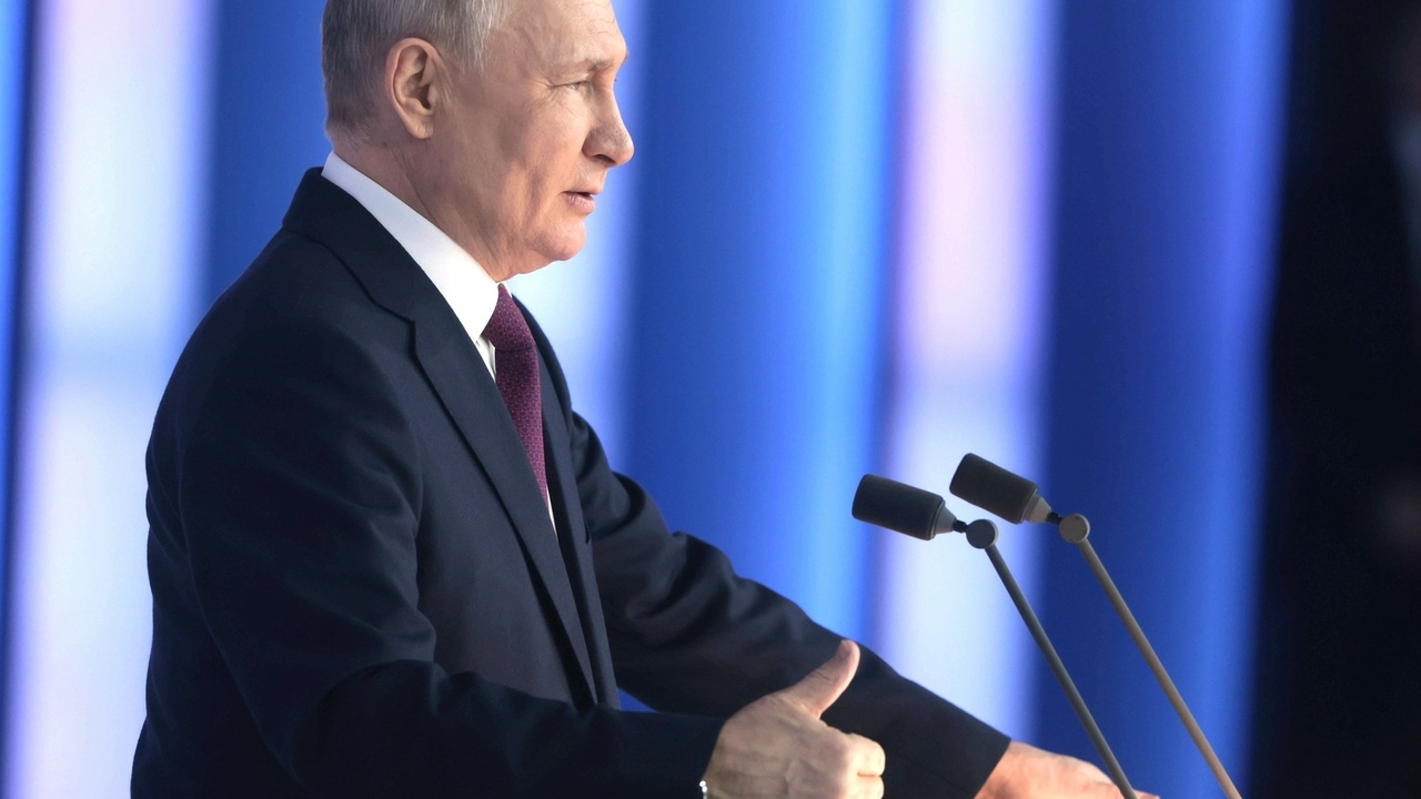 Путин заявил, что РФ и Китай не создают военный союз