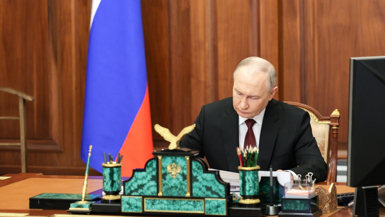Путин назначил временных глав пяти регионов России