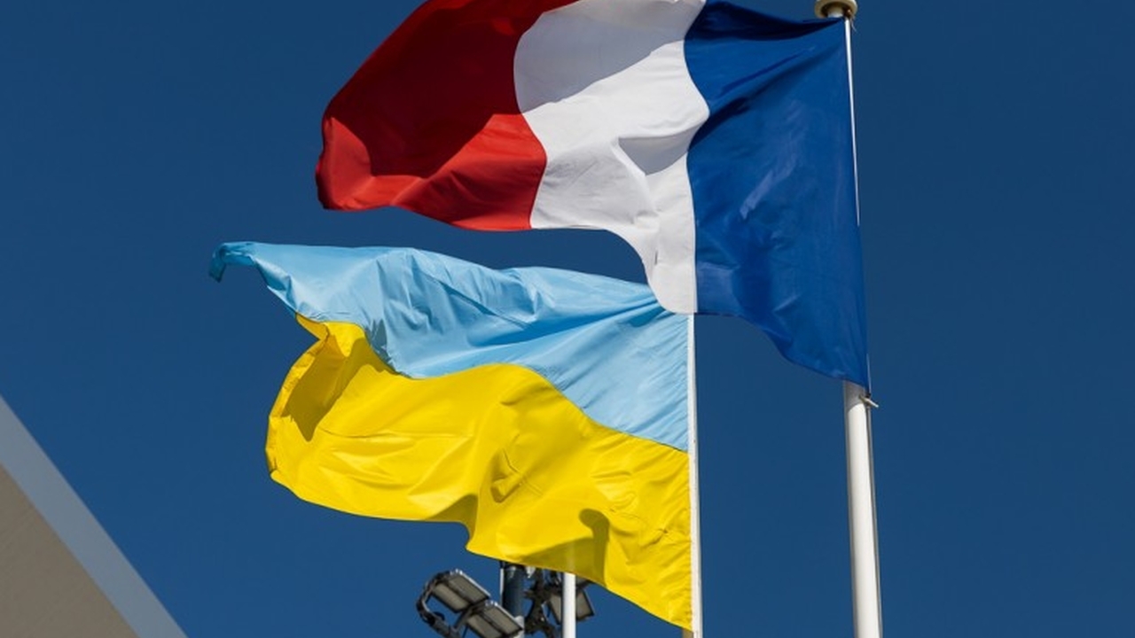 МИД Франции: На территории Украины погибли французские добровольцы